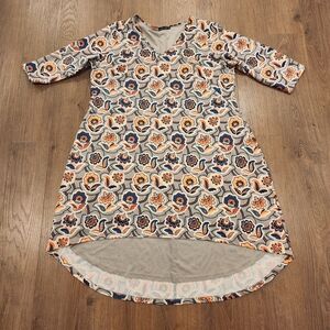 Floral Patterned Dress with 3/4 Sleeves